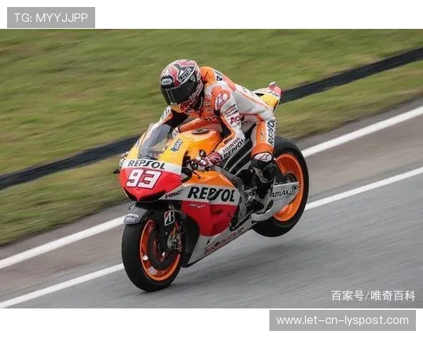 MotoGP车手专注刹车点控制训练，绕圈稳定性增强